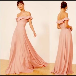 New with tags Reformation Verbena dress in blush. Size 4. Never worn.
